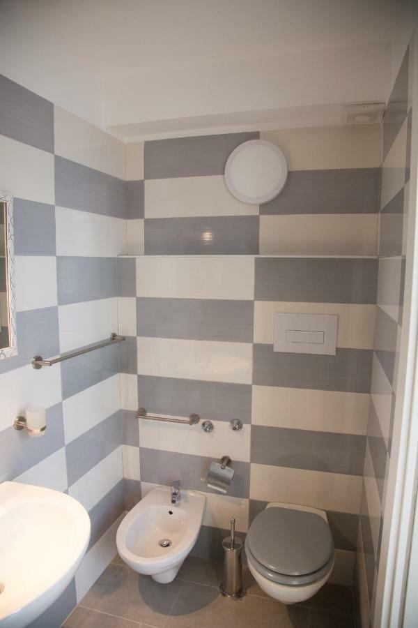 Vesuvius Luxury Suites Napels Buitenkant foto