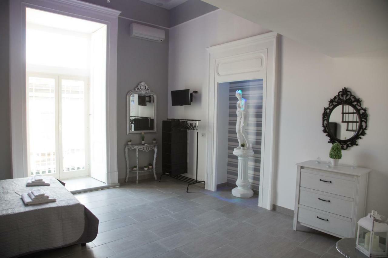 Vesuvius Luxury Suites Napels Buitenkant foto