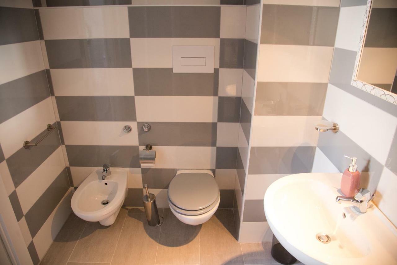 Vesuvius Luxury Suites Napels Buitenkant foto